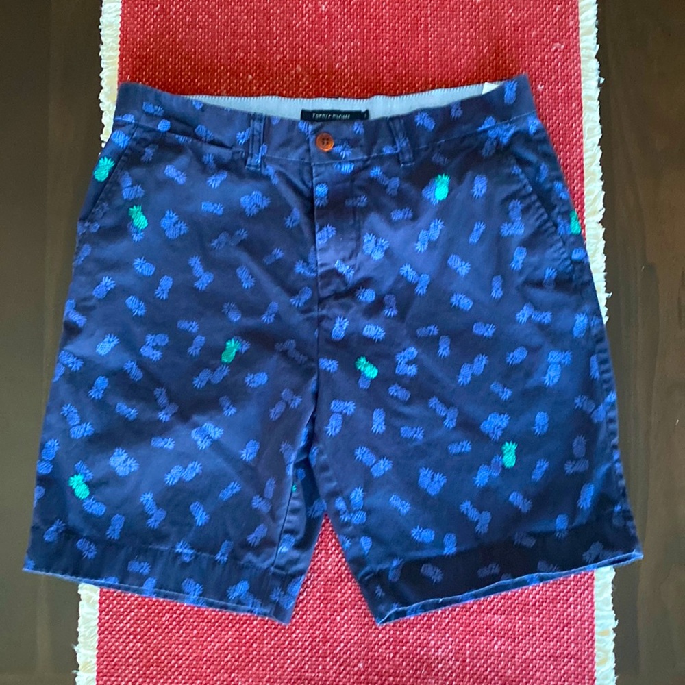 Tommy Hilfiger Mens Pineapple Casual Chino Shorts Size 32